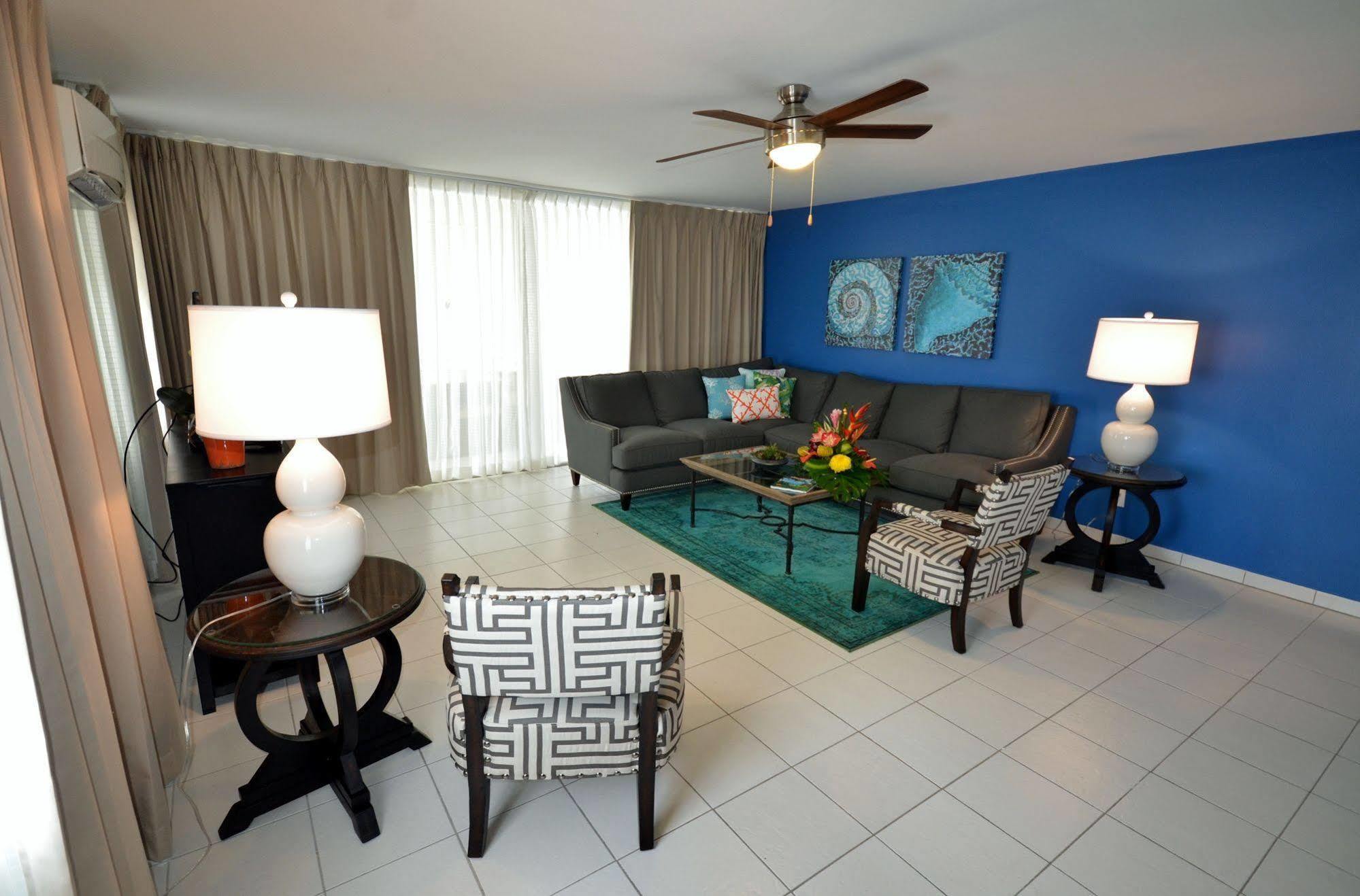 The Atrium Beach Resort And Spa, Ascend Hotel Collection خليج سِمبسون المظهر الخارجي الصورة