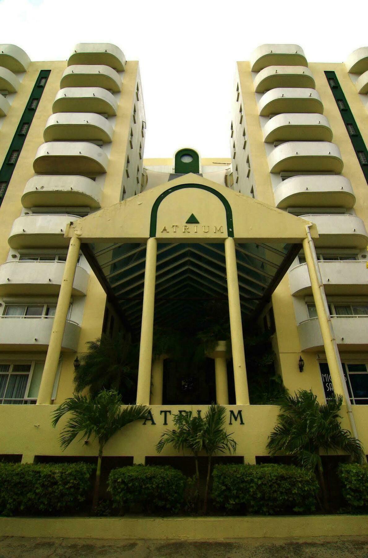 The Atrium Beach Resort And Spa, Ascend Hotel Collection خليج سِمبسون المظهر الخارجي الصورة